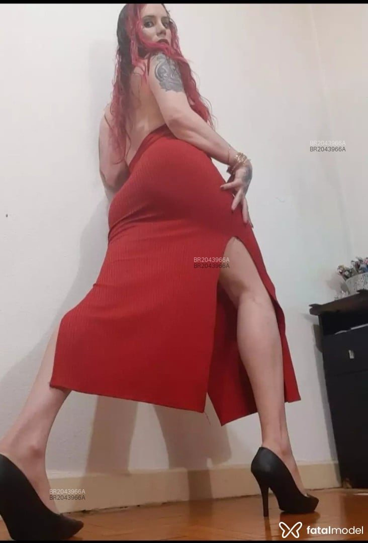 Acompanhante mulher trans ruiva (o) de olhos castanhos em São Paulo - Bruna Schneider