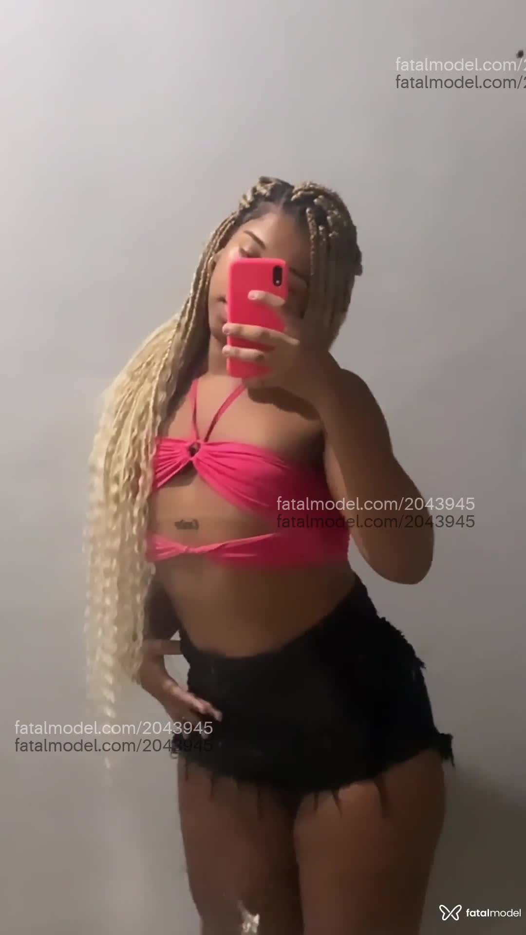 Acompanhante mulher trans morena (o) de olhos castanhos em Rio de Janeiro - Larissa Carvalho