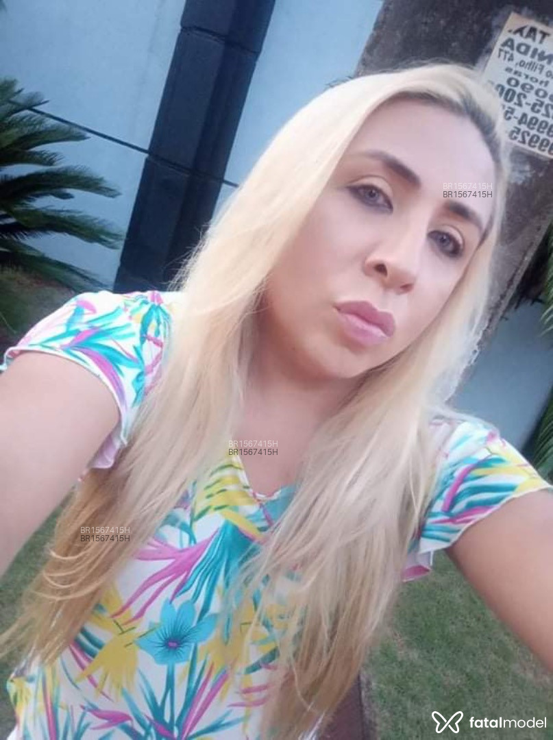 Acompanhante travesti loira (o) de olhos azuis em Foz do Iguaçu Acompanhante travesti loira (o) de olhos azuis em Foz do Iguaçu - Louisi megadotada