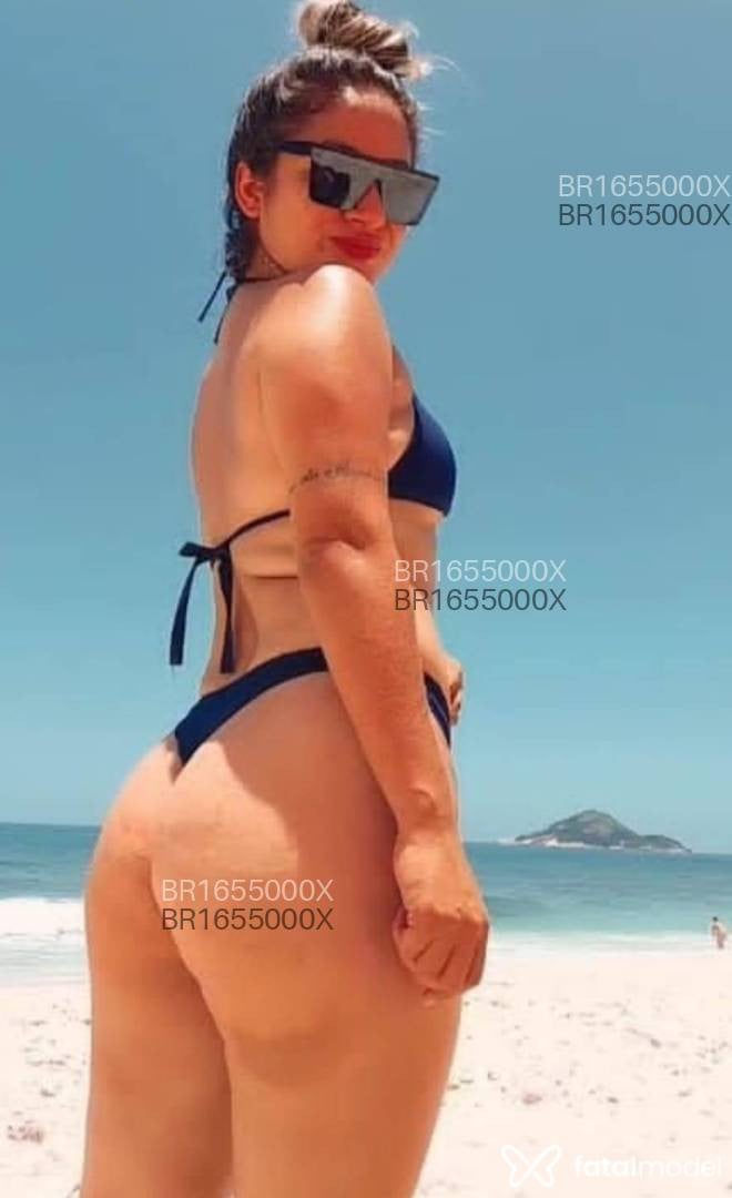 Acompanhante mulher loira (o) de olhos castanhos em Uberlândia Acompanhante mulher loira (o) de olhos castanhos em Uberlândia - Branca