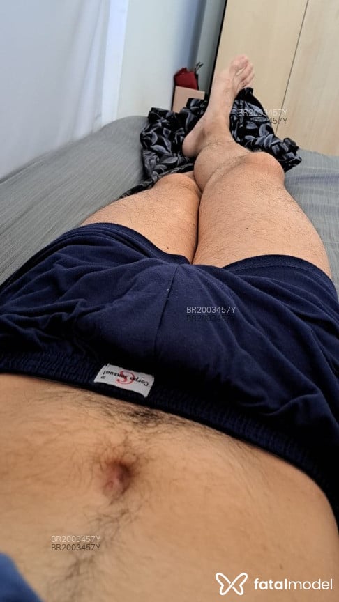 Acompanhante homem morena (o) de olhos castanhos em Contagem - Matheus