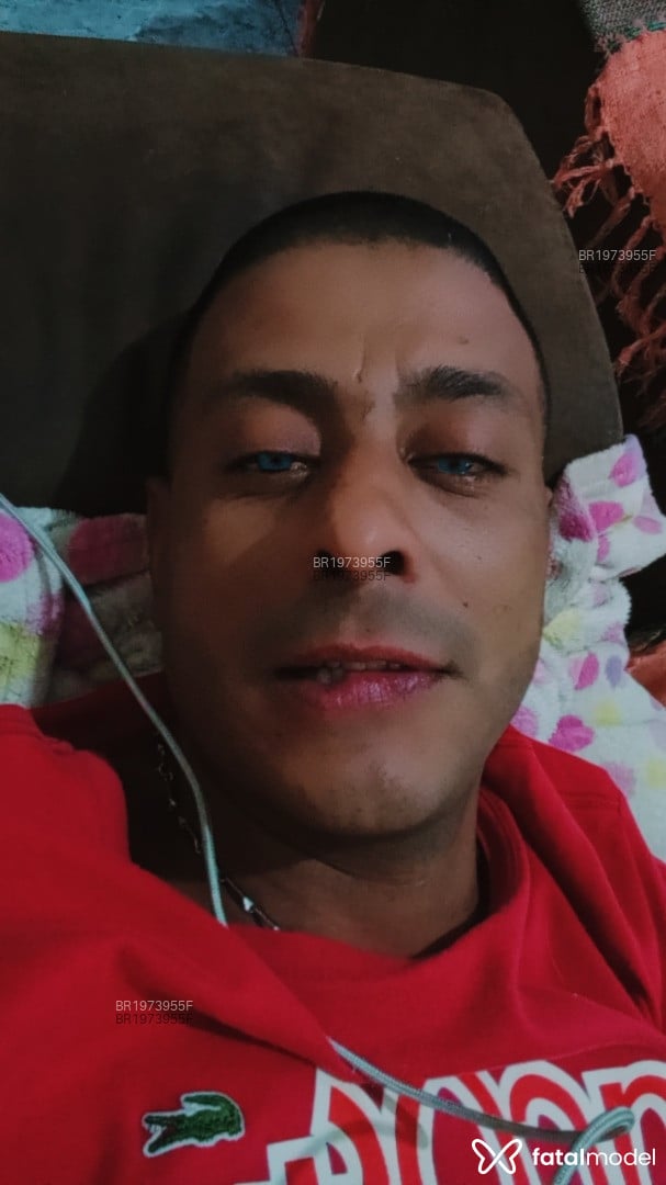 Acompanhante homem morena (o) de olhos castanhos em Ribeirão Preto Acompanhante homem morena (o) de olhos castanhos em Ribeirão Preto - Soberano