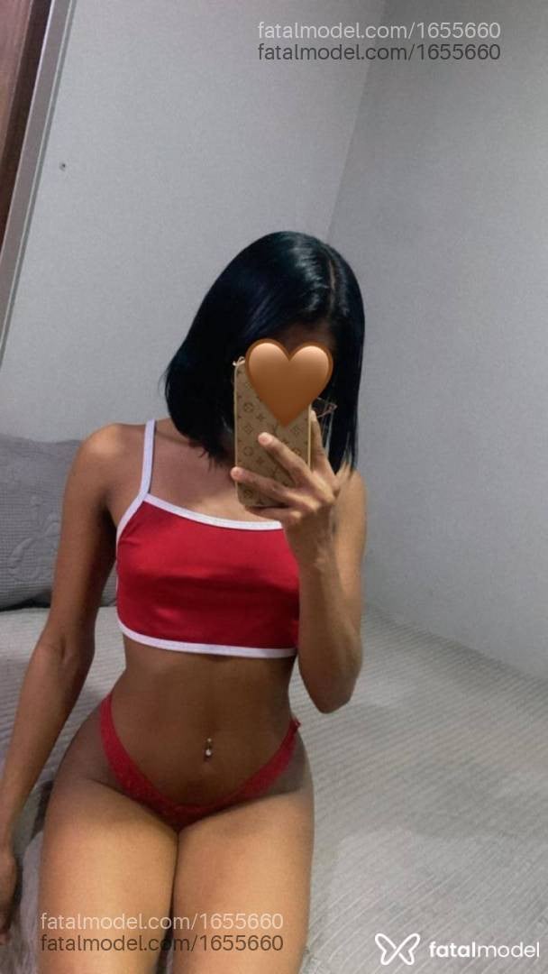 Acompanhante mulher morena (o) de olhos pretos - Máyara Mads