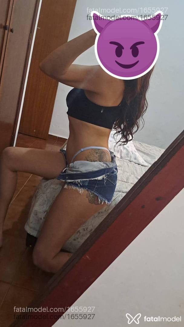 Acompanhante mulher com cabelo colorido de olhos castanhos em Ribeirão Preto Acompanhante mulher com cabelo colorido de olhos castanhos em Ribeirão Preto - Hanna