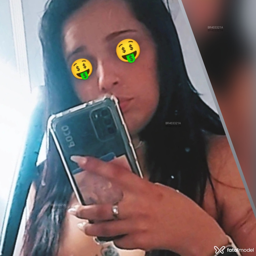 Acompanhante mulher morena (o) de olhos castanhos - Bya Acompanhante mulher morena (o) de olhos castanhos - Bya