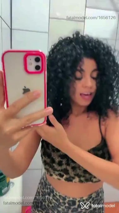 Acompanhante mulher morena (o) de olhos castanhos em Seabra - Sabrininha