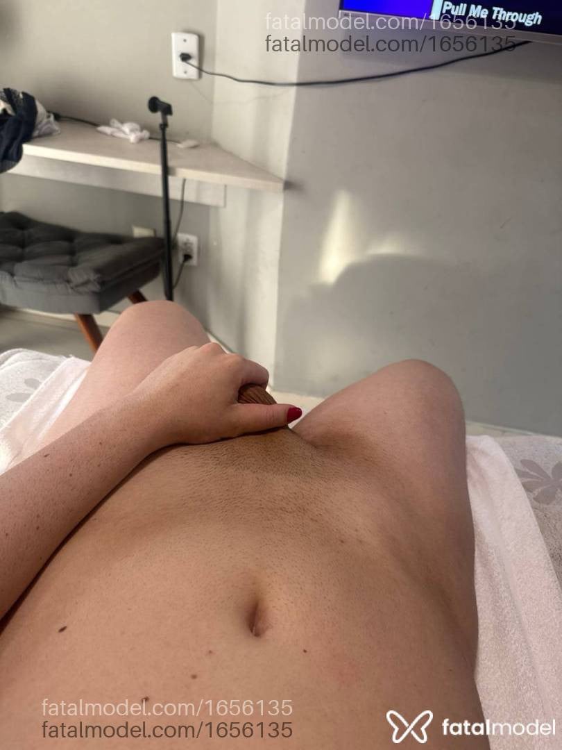 Acompanhante mulher trans loira (o) de olhos castanhos - Priscyla Alencar