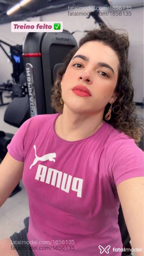 Acompanhante mulher trans loira (o) de olhos castanhos - Priscyla Alencar