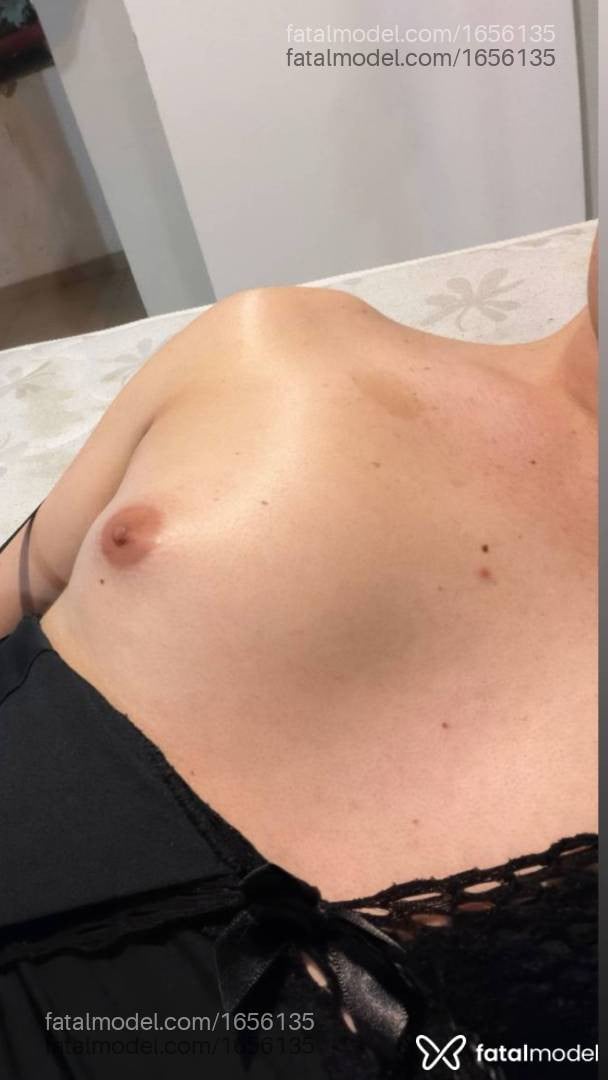 Acompanhante mulher trans morena (o) de olhos castanhos - Priscyla Alencar