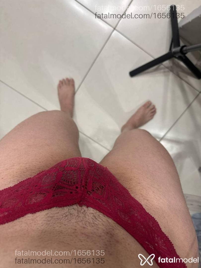 Acompanhante mulher trans loira (o) de olhos castanhos em Virtual - Priscyla Alencar