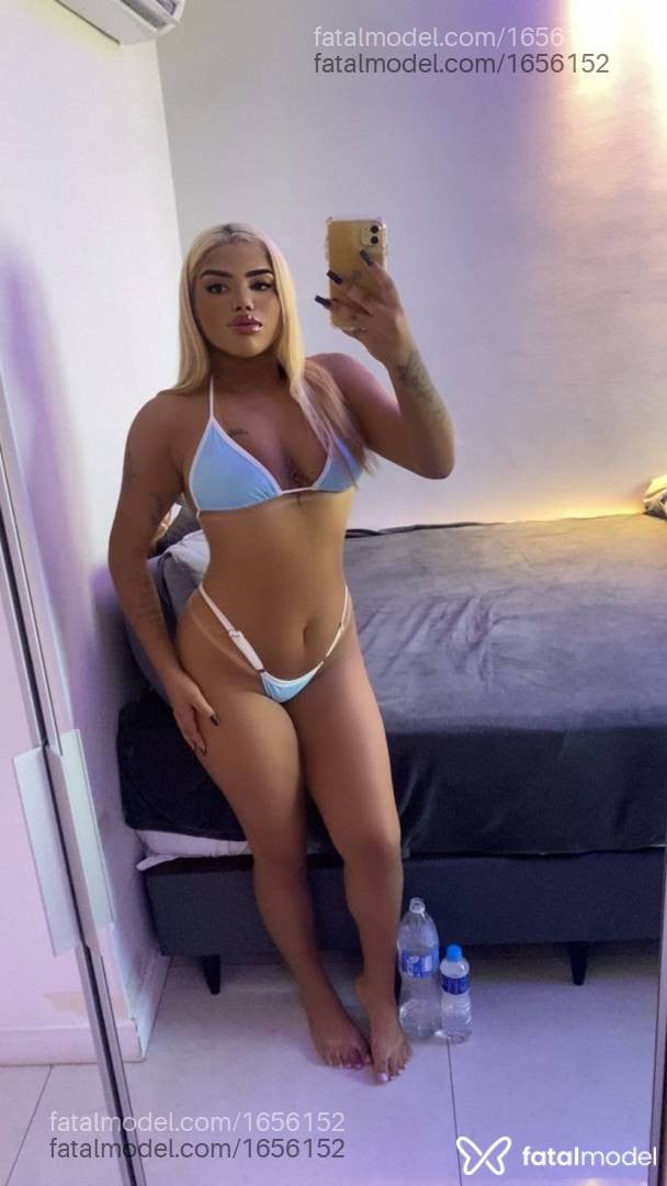 Acompanhante mulher com cabelo castanho de olhos castanhos - Alicia Oliver Acompanhante mulher com cabelo castanho de olhos castanhos - Alicia Oliver