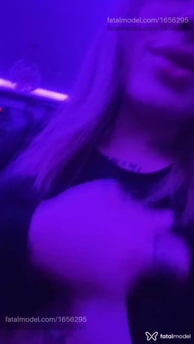 Acompanhante mulher trans loira (o) de olhos verdes em Lajeado - Gabriela Salazarh