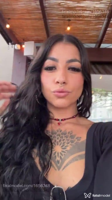 Acompanhante mulher morena (o) de olhos castanhos em Vila Velha - clara aguiar