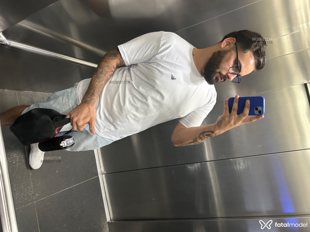 Acompanhante homem morena (o) de olhos castanhos em São Paulo - Gustavo Henrico