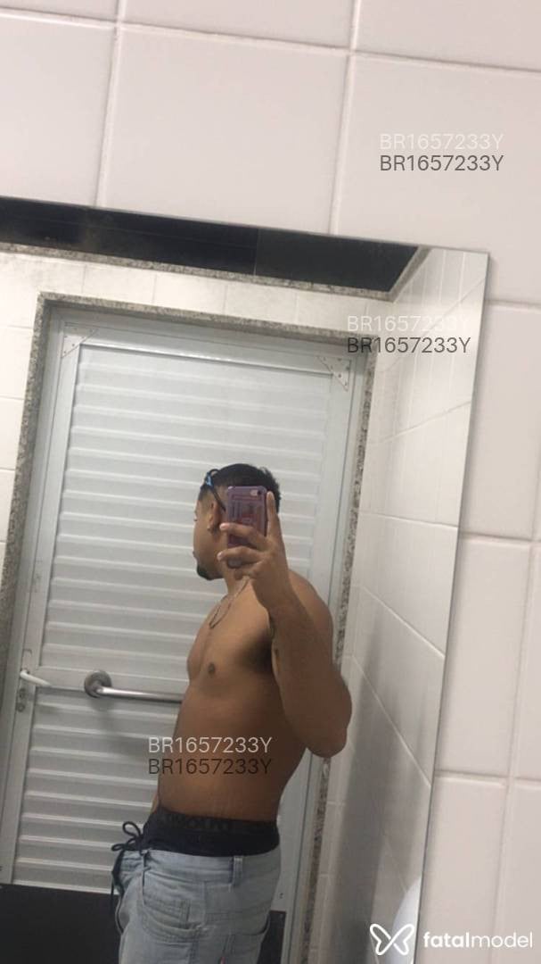 Acompanhante homem morena (o) de olhos castanhos em Jundiaí Acompanhante homem morena (o) de olhos castanhos em Jundiaí - Aladin