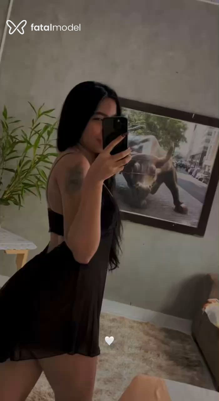 Acompanhante mulher morena (o) de olhos castanhos - Lara Sampaio