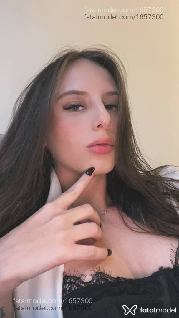 Acompanhante mulher loira (o) de olhos azuis em Curitiba - Yasmin