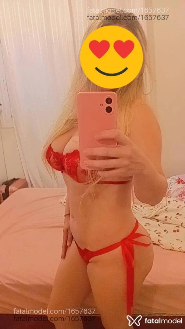 Acompanhante mulher loira (o) de olhos castanhos - Aline Fisher