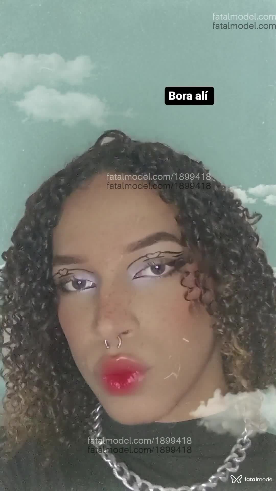 Acompanhante mulher trans com cabelo castanho de olhos pretos - Lara Acompanhante mulher trans com cabelo castanho de olhos pretos - Lara