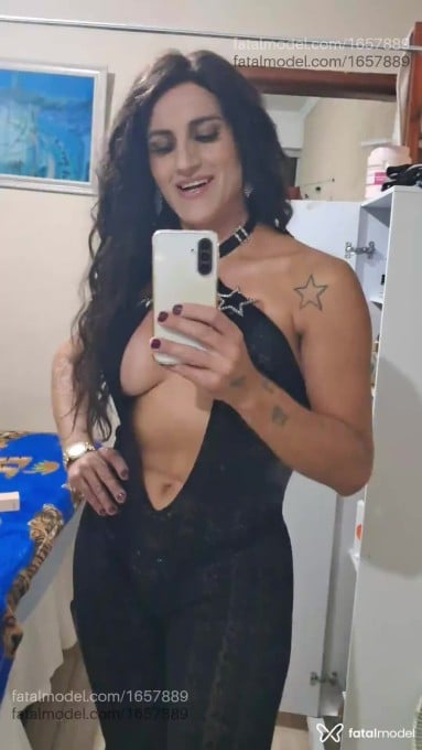 Acompanhante mulher trans com cabelo castanho de olhos castanhos em Alfenas Acompanhante mulher trans com cabelo castanho de olhos castanhos em Alfenas - Kelly ribeiro