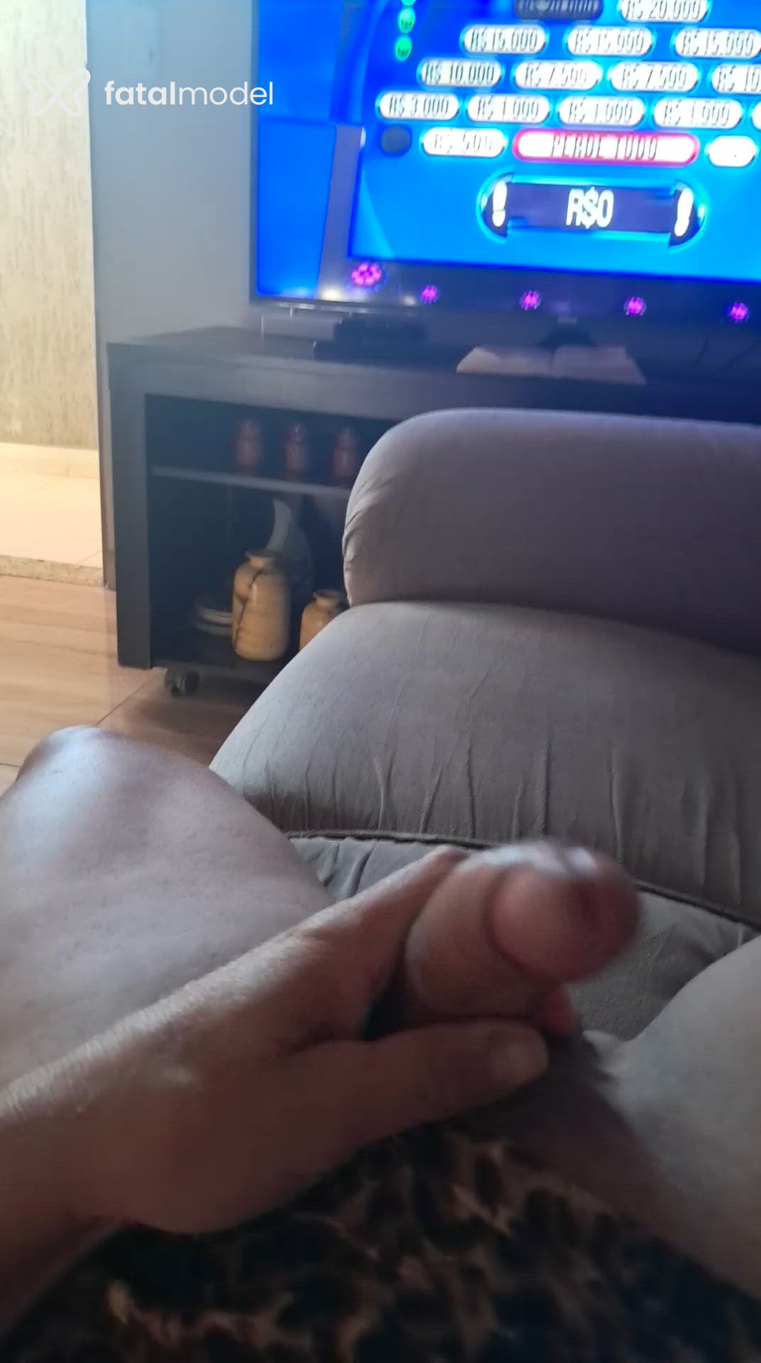 Acompanhante mulher trans com cabelo castanho de olhos castanhos - Kelly ribeiro