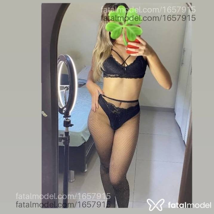 Acompanhante mulher loira (o) de olhos verdes - Melissa Acompanhante mulher loira (o) de olhos verdes - Melissa