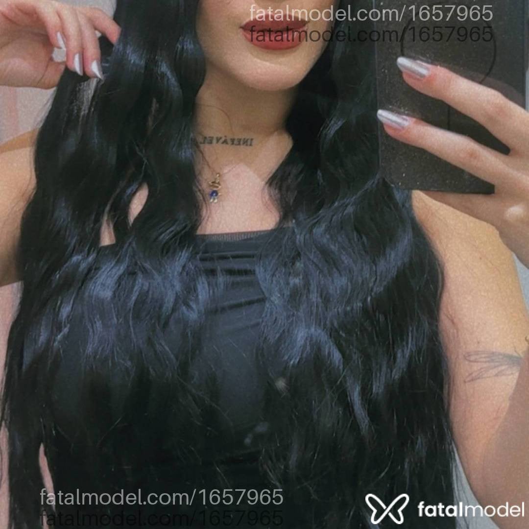 Acompanhante mulher morena (o) de olhos pretos - Laura Figueredo