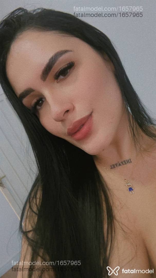 Acompanhante mulher morena (o) de olhos pretos - Laura Figueredo