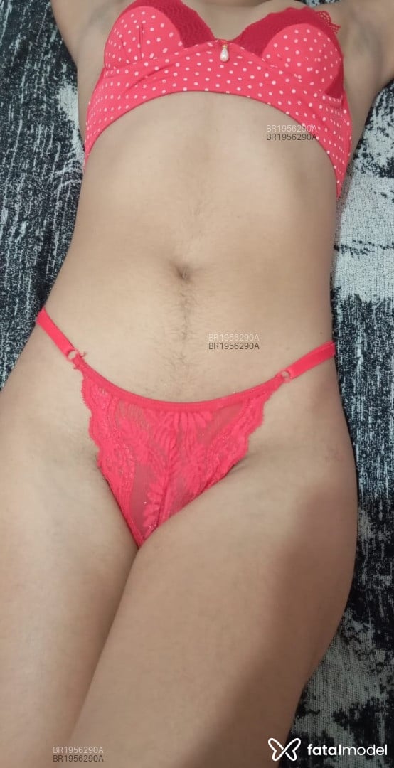 Acompanhante mulher morena (o) de olhos mel em Garanhuns Acompanhante mulher morena (o) de olhos mel em Garanhuns - Mel Liz