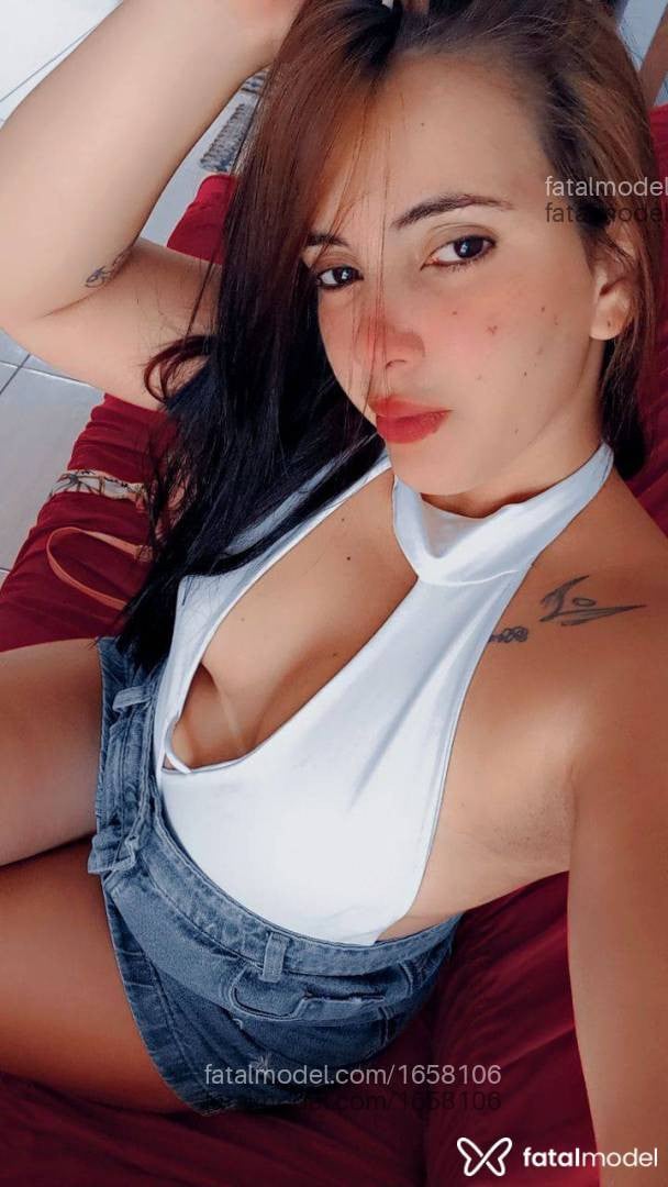 Acompanhante mulher com cabelo castanho de olhos castanhos em Primavera do Leste Acompanhante mulher com cabelo castanho de olhos castanhos em Primavera do Leste - Tayla Maria