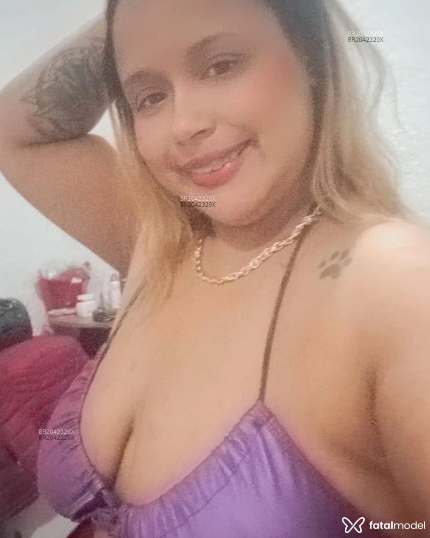 Acompanhante mulher loira (o) de olhos castanhos em Itaúna Acompanhante mulher loira (o) de olhos castanhos em Itaúna - Melzinhaa