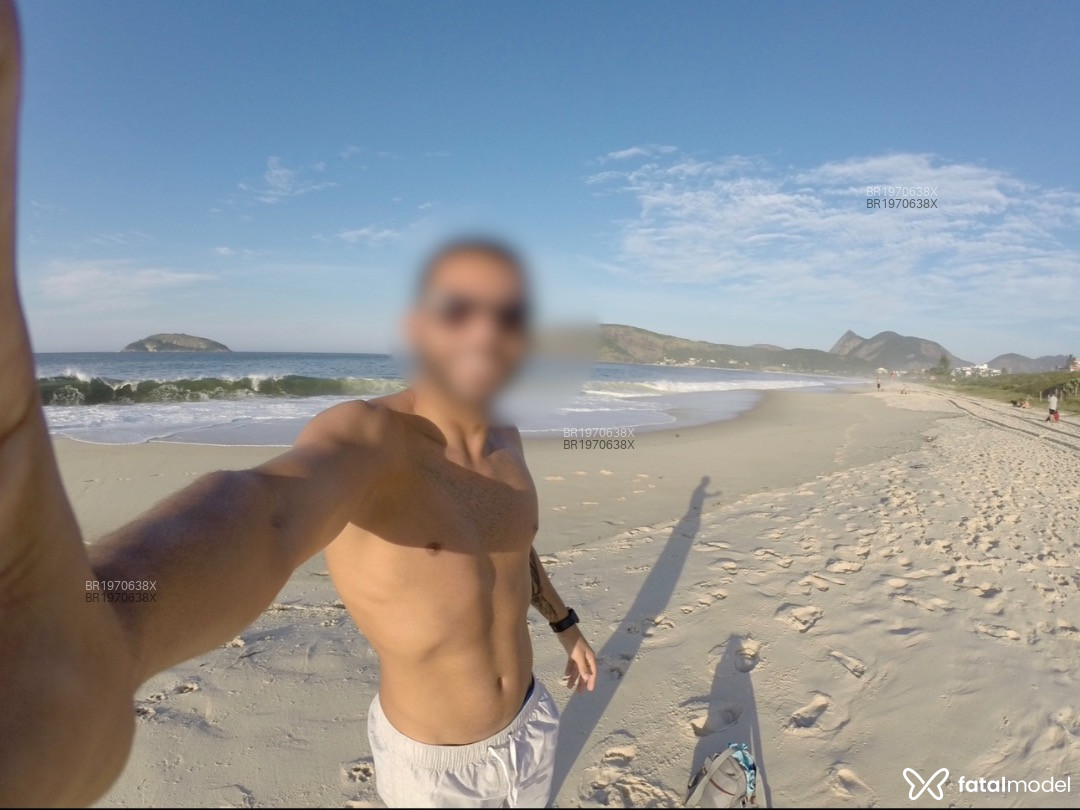 Acompanhante homem com cabelo castanho de olhos castanhos em Rio de Janeiro Acompanhante homem com cabelo castanho de olhos castanhos em Rio de Janeiro - Diogo Ferreira