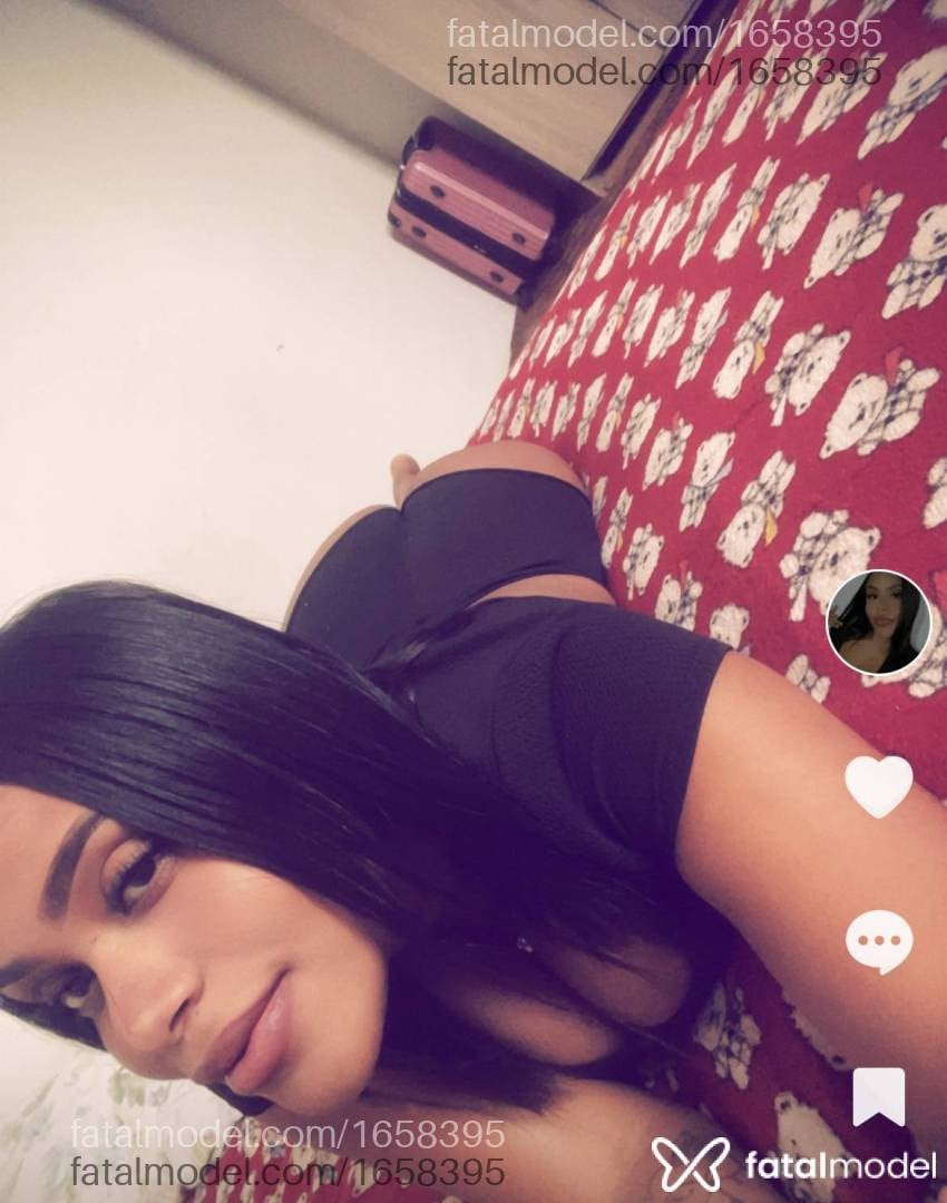 Acompanhante mulher morena (o) de olhos pretos - Priscila