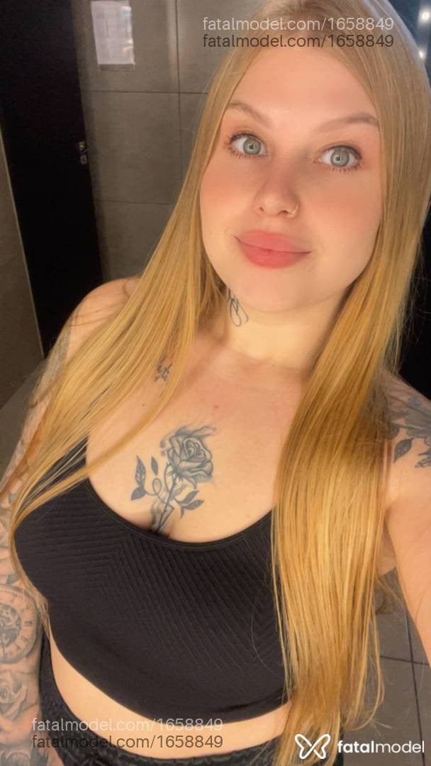 Acompanhante mulher loira (o) de olhos azuis em Caxias do Sul - Jenifer Schmidt