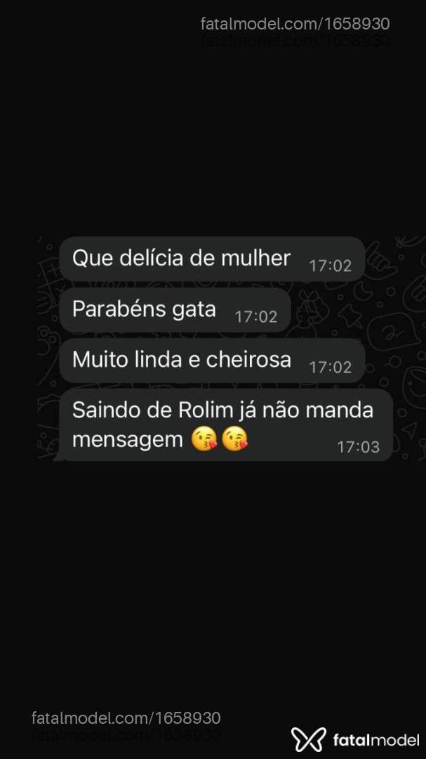Acompanhante mulher com cabelo castanho de olhos pretos - Ana