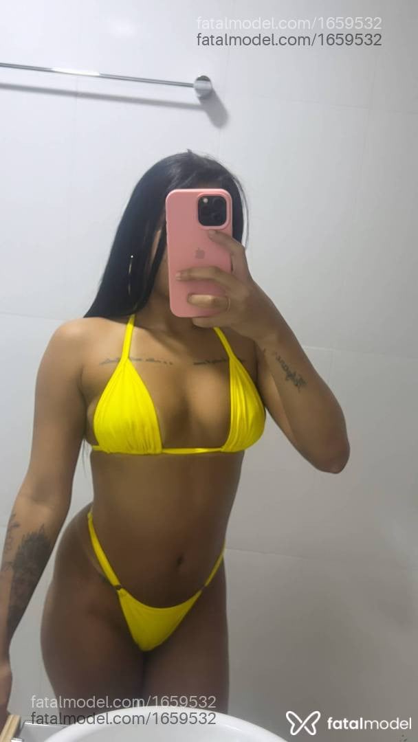 Acompanhante mulher morena (o) de olhos verdes em Macaé - Débora