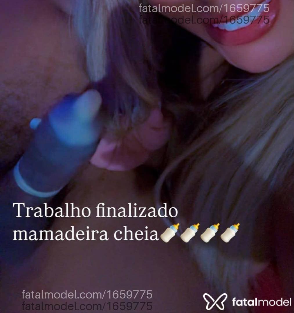 Acompanhante mulher loira (o) de olhos pretos - Kariny Barone