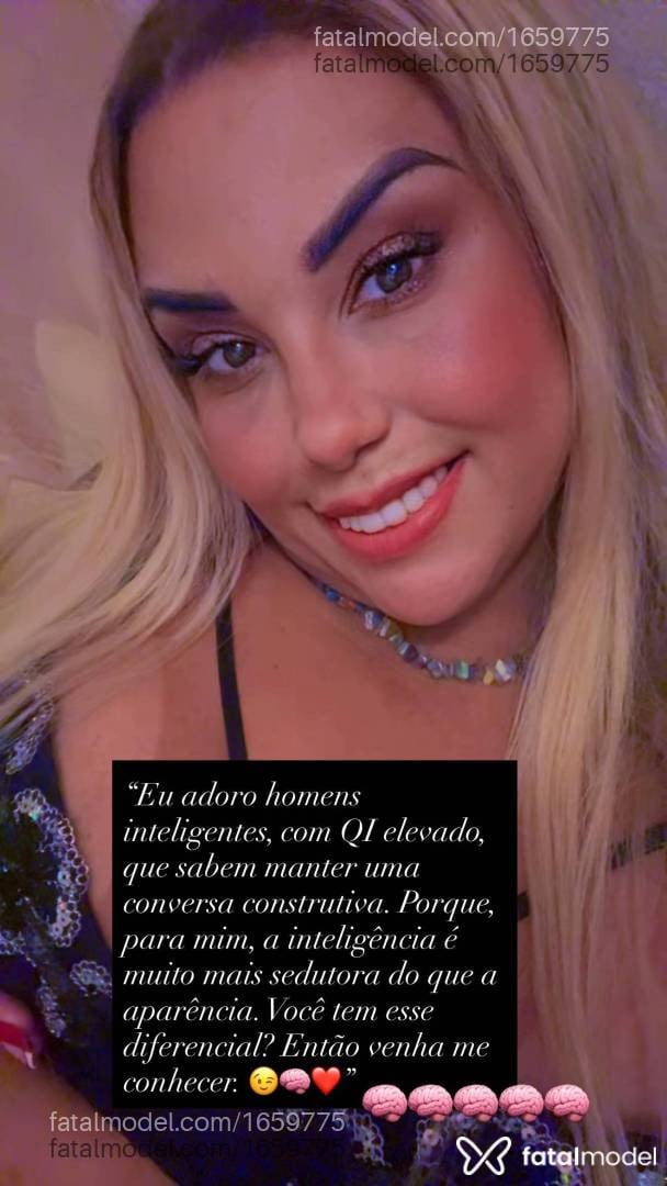Acompanhante mulher loira (o) de olhos pretos - Kariny Barone