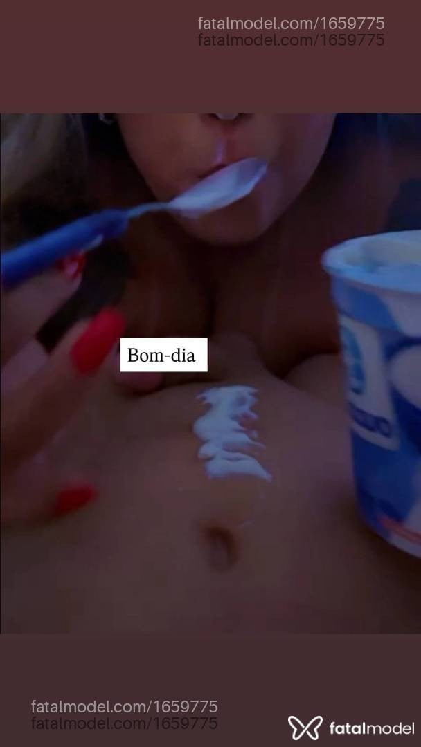 Acompanhante mulher loira (o) de olhos pretos em Cascavel - Kariny Barone