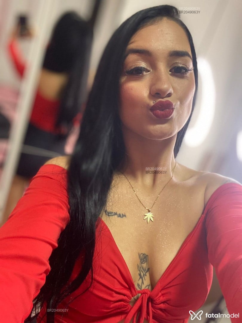 Acompanhante mulher morena (o) de olhos castanhos em São Paulo Acompanhante mulher morena (o) de olhos castanhos em São Paulo - Fernanda Rodrigues