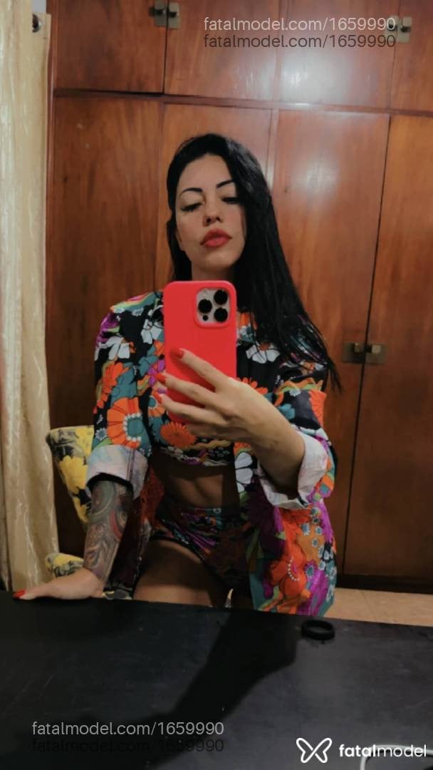 Acompanhante mulher morena (o) de olhos castanhos - Nanda