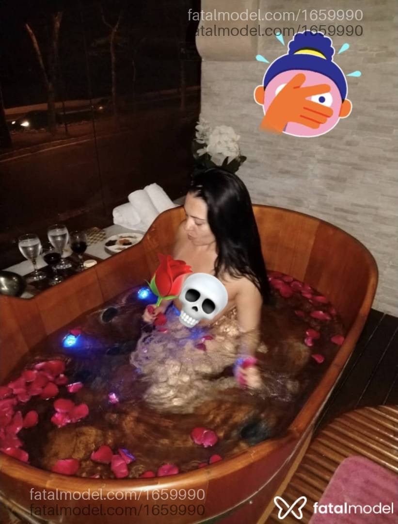 Acompanhante mulher morena (o) de olhos castanhos - Nanda