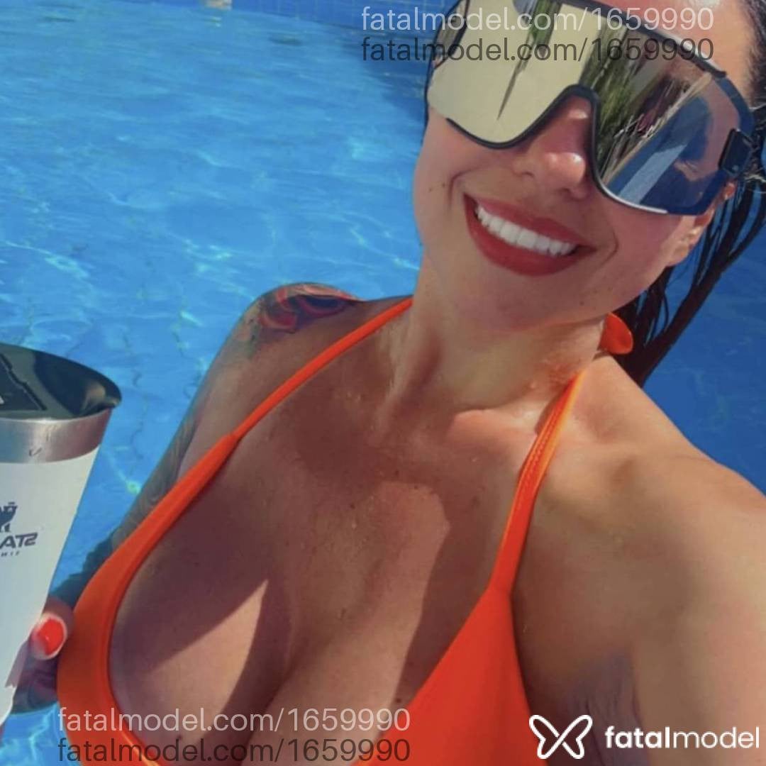 Acompanhante mulher morena (o) de olhos castanhos - Nanda