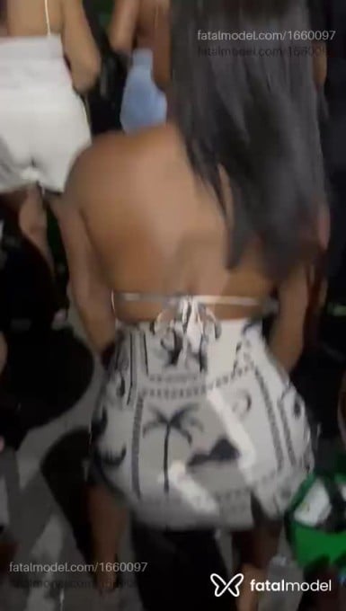 Acompanhante mulher morena (o) de olhos mel em São Pedro da Aldeia Acompanhante mulher morena (o) de olhos mel em São Pedro da Aldeia - Paloma Safra