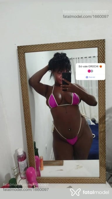 Acompanhante mulher morena (o) de olhos mel em São Pedro da Aldeia Acompanhante mulher morena (o) de olhos mel em São Pedro da Aldeia - Paloma Safra