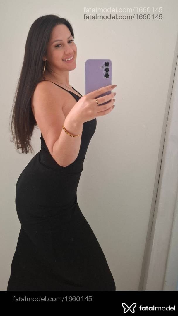 Acompanhante mulher com cabelo castanho de olhos castanhos em Caxias do Sul - Cássia
