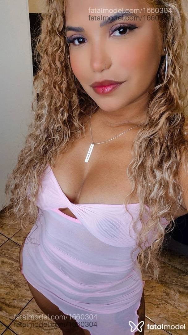 Acompanhante mulher loira (o) de olhos castanhos em Campos dos Goytacazes - Yara
