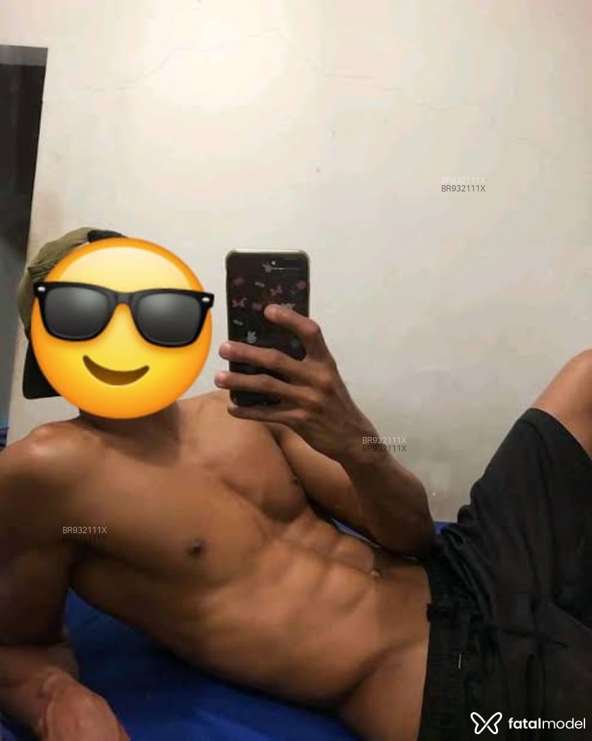 Acompanhante homem morena (o) de olhos pretos em Venda Nova do Imigrante - Felipe Sanchez