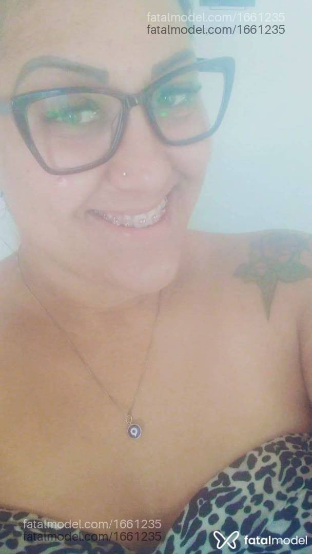 Acompanhante mulher morena (o) de olhos castanhos em Tramandaí Acompanhante mulher morena (o) de olhos castanhos em Tramandaí - Karol