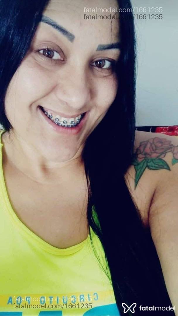 Acompanhante mulher morena (o) de olhos castanhos em Tramandaí Acompanhante mulher morena (o) de olhos castanhos em Tramandaí - Karol